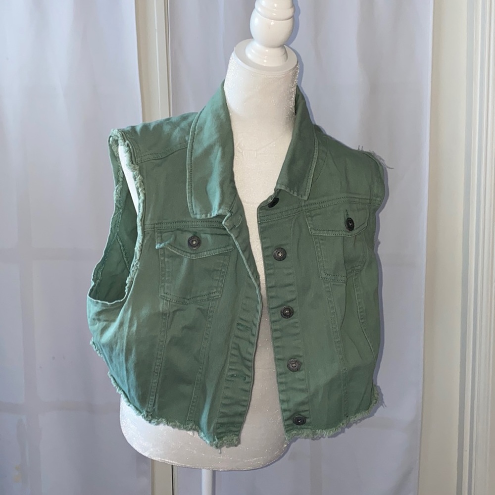 Used plus size 2x green jean vest